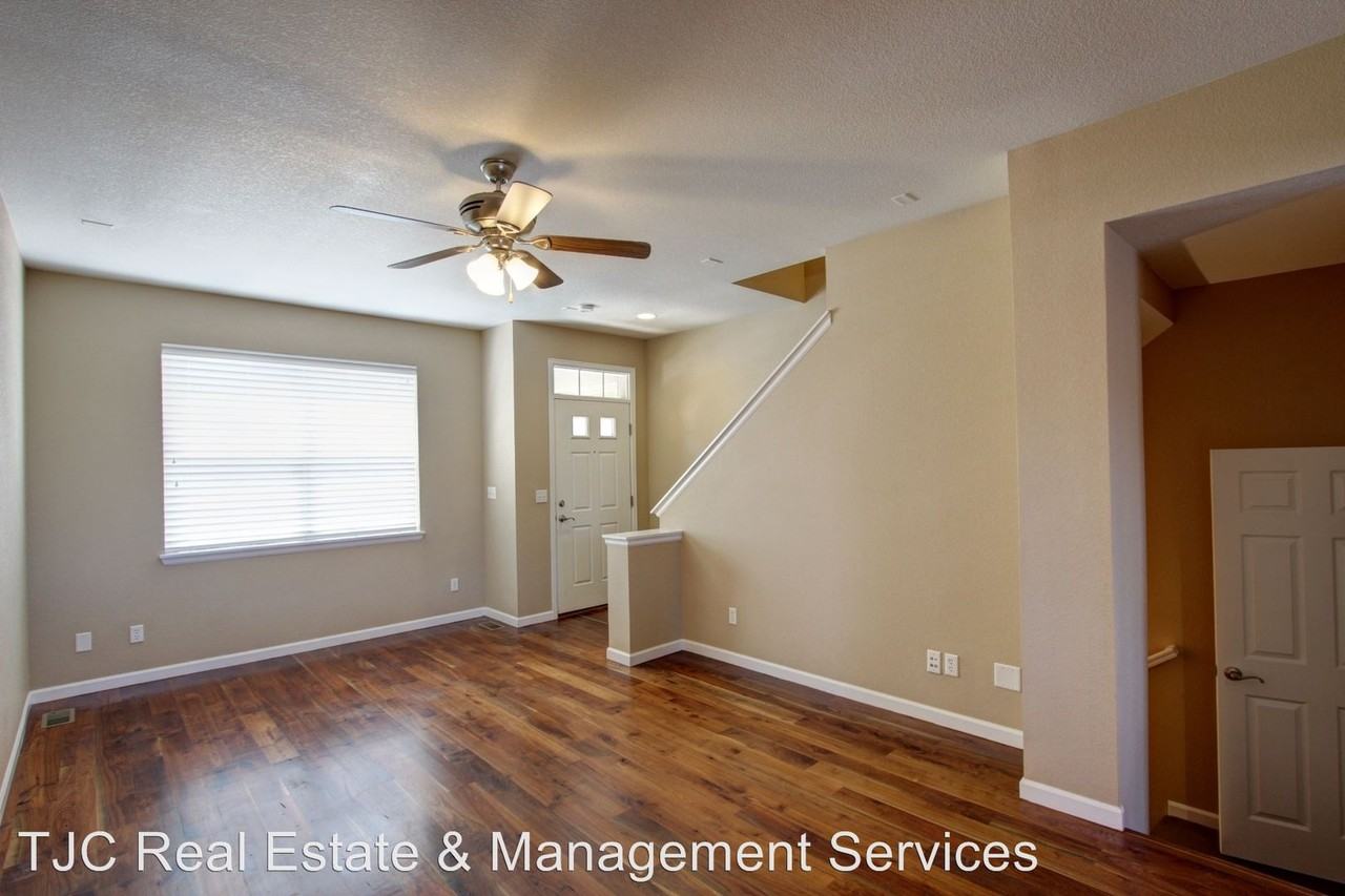 7440 8th Ave #25 - Photo 2 of 17
