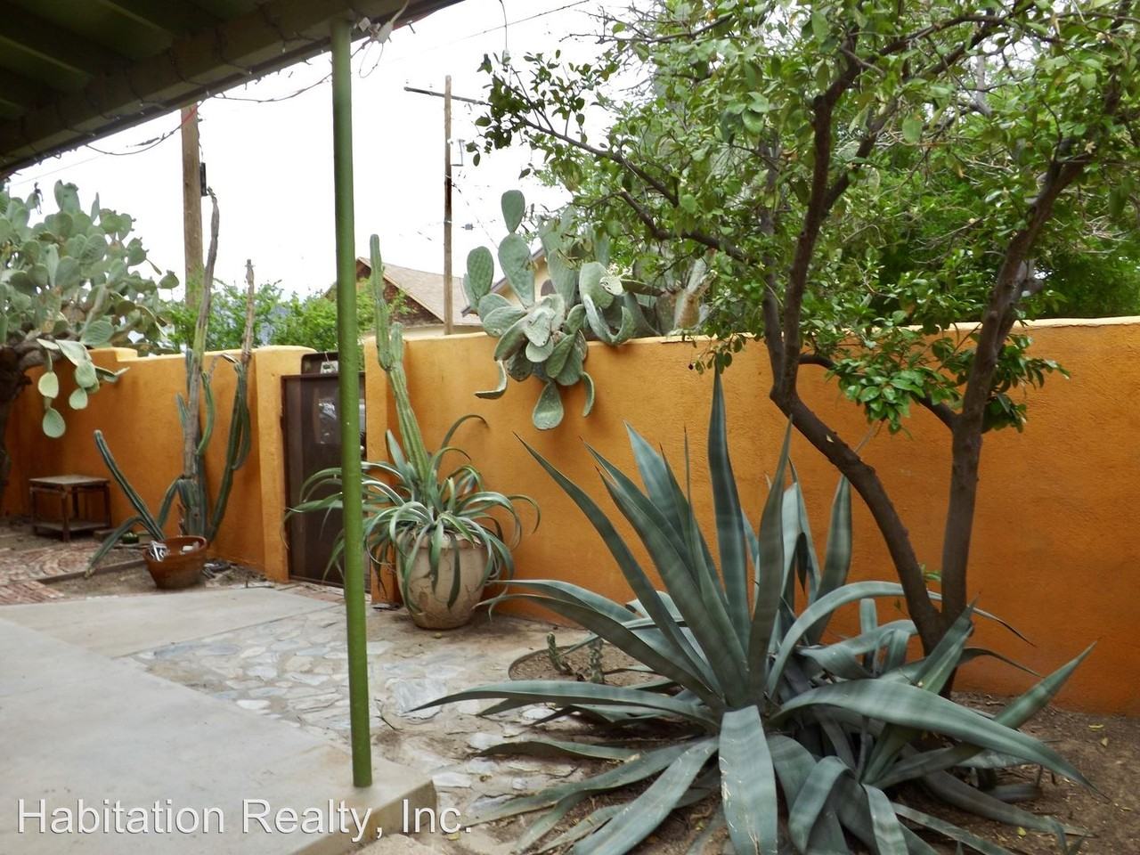 666 N Anita Ave - Photo 3 of 22