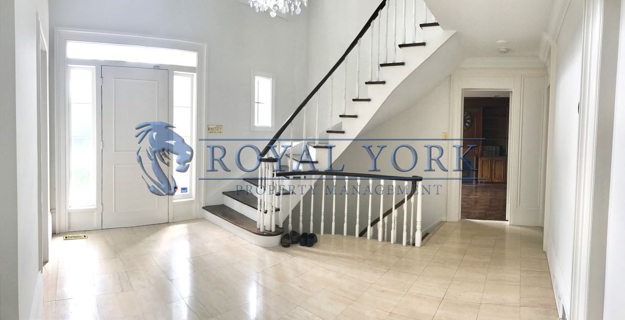 52 Suncrest Dr - Photo 2 of 19