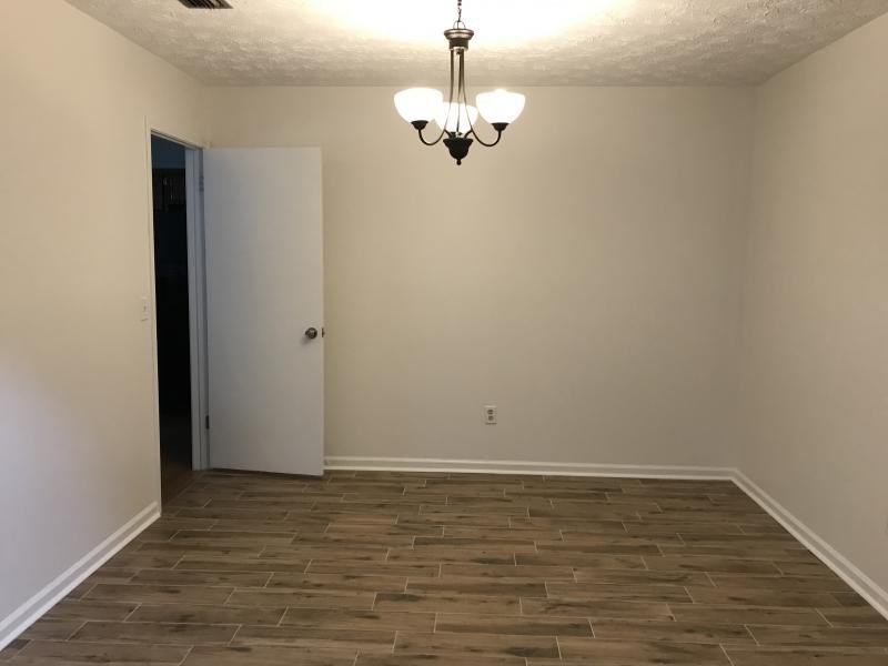 11414 Woodsong Loop S - Photo 3 of 10