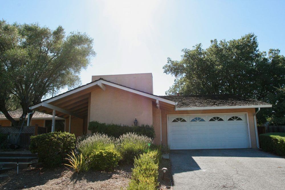 13785 Lexington Ct - Photo 2 of 19