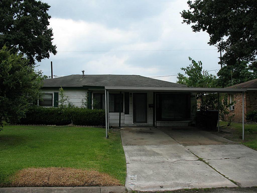 1610 Teanaway Ln - Photo 2 of 15