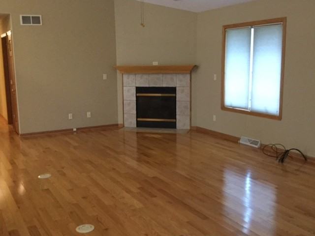 564 Nordic Ct - Photo 2 of 14