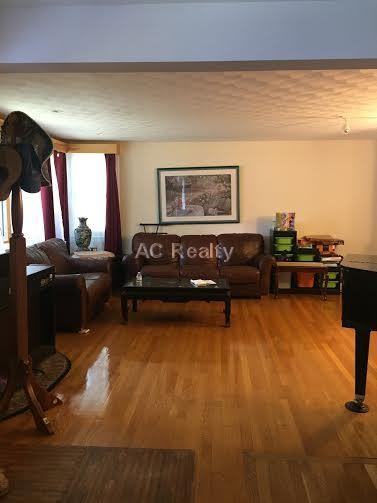 141 Ridge St - Photo 2 of 11