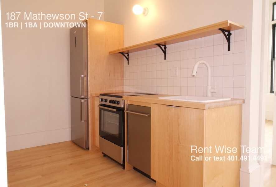 187 Mathewson St #7 - Photo 3 of 8