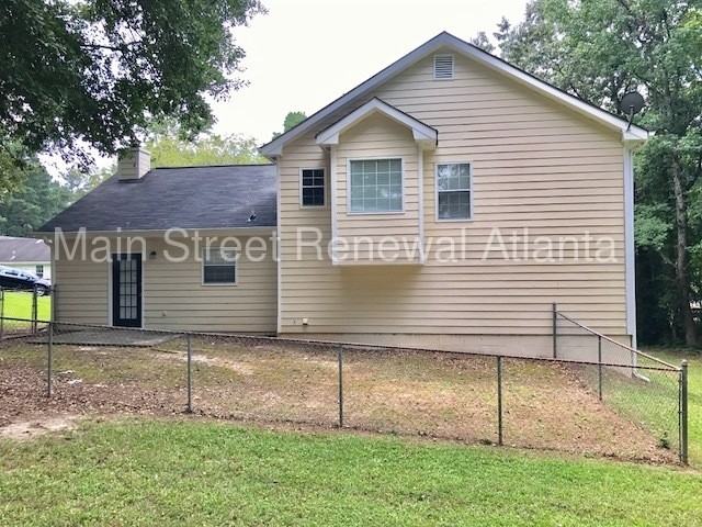 1686 Salem Mill Ct SE - Photo 2 of 17