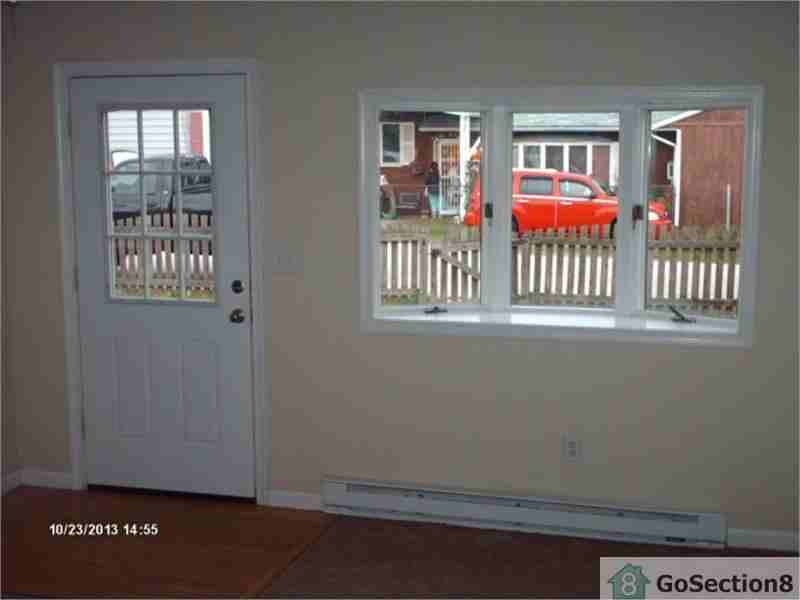 7517 Fort Ave - Photo 3 of 22