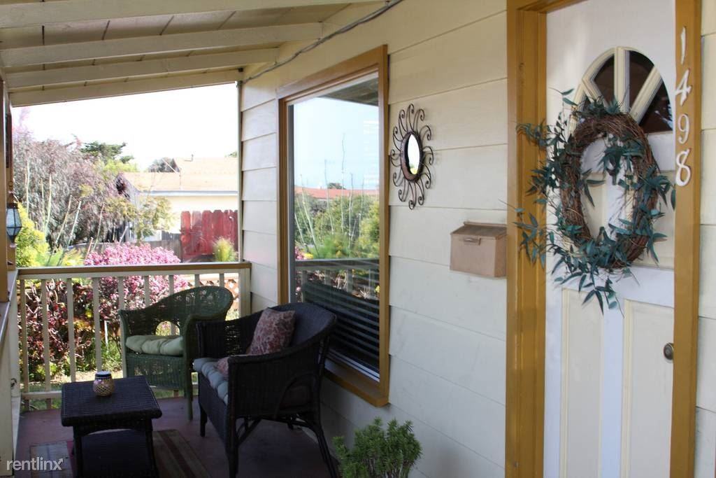 1498 Noche Buena St - Photo 2 of 13