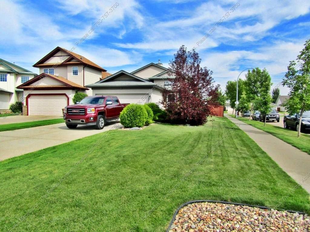 2 Newport Crescent Apartments in North Ridge, St. Albert, AB T8N 7C4