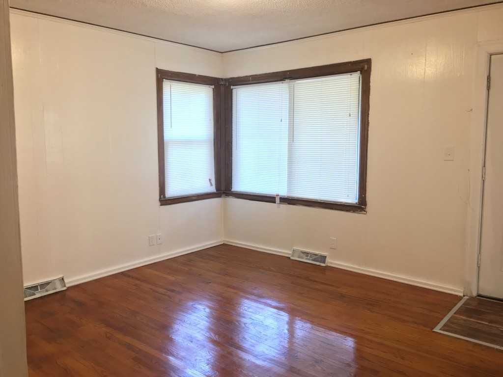 1600 Cypress Avenue - Photo 2 of 21