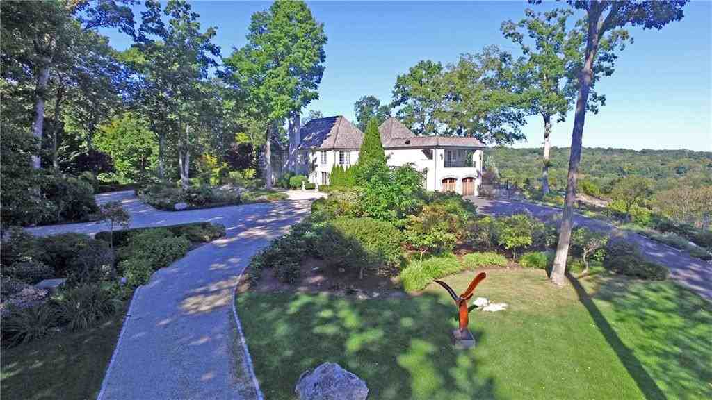 12 Dogwood Ln - Photo 3 of 25