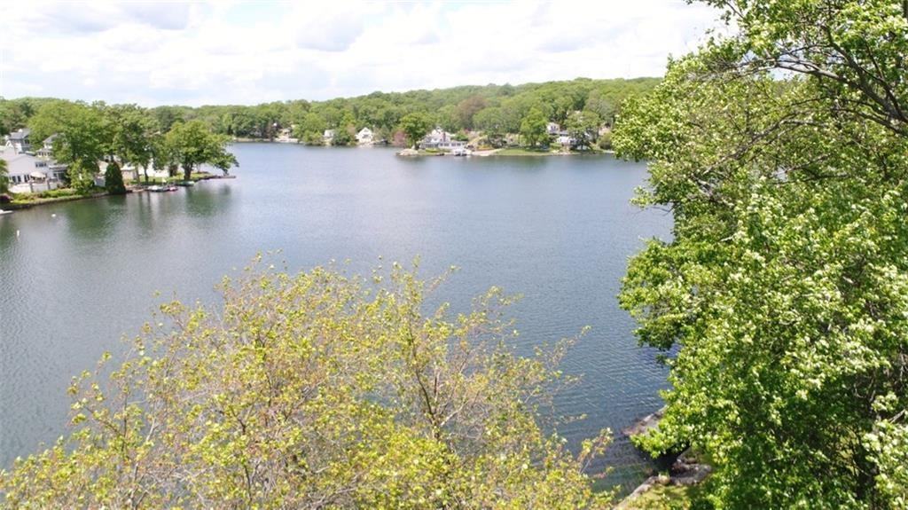 32 Maple Ln - Photo 3 of 29