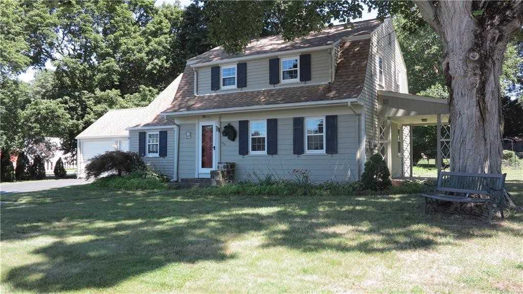 109 Park Pl - Photo 2 of 17