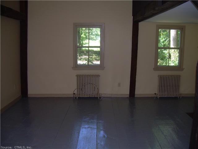 901 Baldwin Rd - Photo 3 of 19