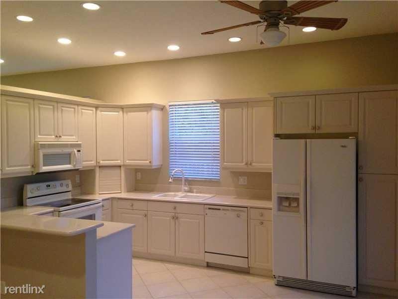 5212 SW 158th Ave - Photo 3 of 13
