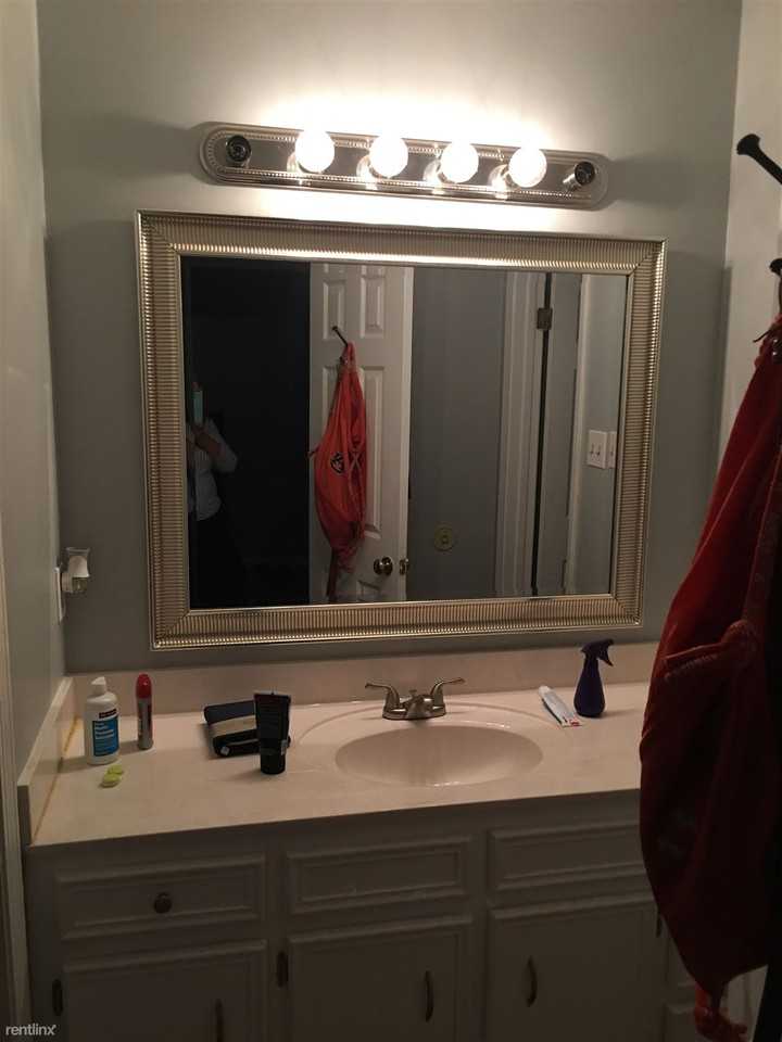 3140 Wellborne Dr W - Photo 3 of 6