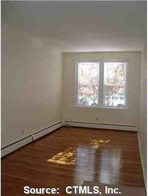 111 Wooster St - Photo 3 of 10
