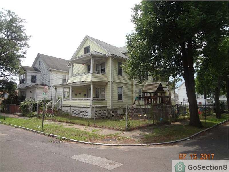 18 Batavia St - Photo 2 of 9