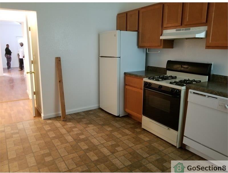 1464 Hamilton Ave #2ndFL - Photo 3 of 6