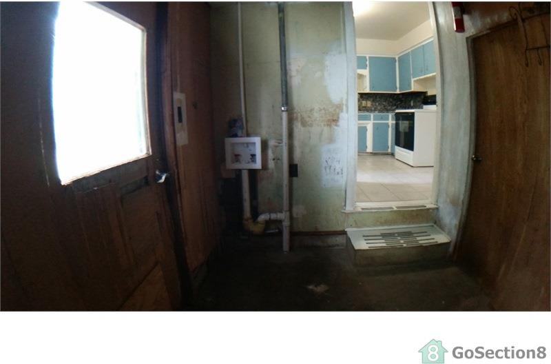 4529 NW 34th St - Photo 3 of 12