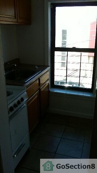 1908 Osborne Pl #3 - Photo 2 of 4