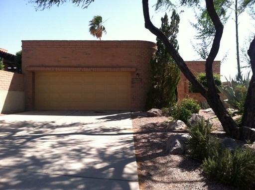 1910 W Ashbrook Dr - Photo 2 of 12