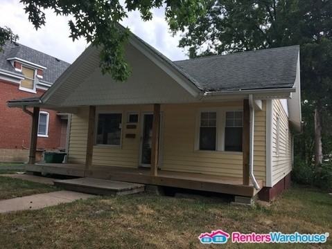 8102 Washington St - Photo 2 of 15