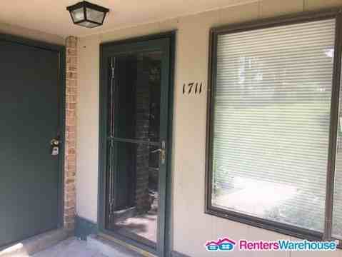 1801 Laurel Rd #1711 - Photo 2 of 14