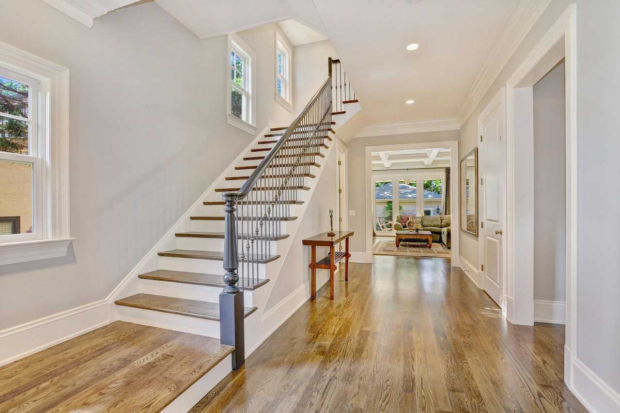 3104 Garfield St NW - Photo 3 of 30