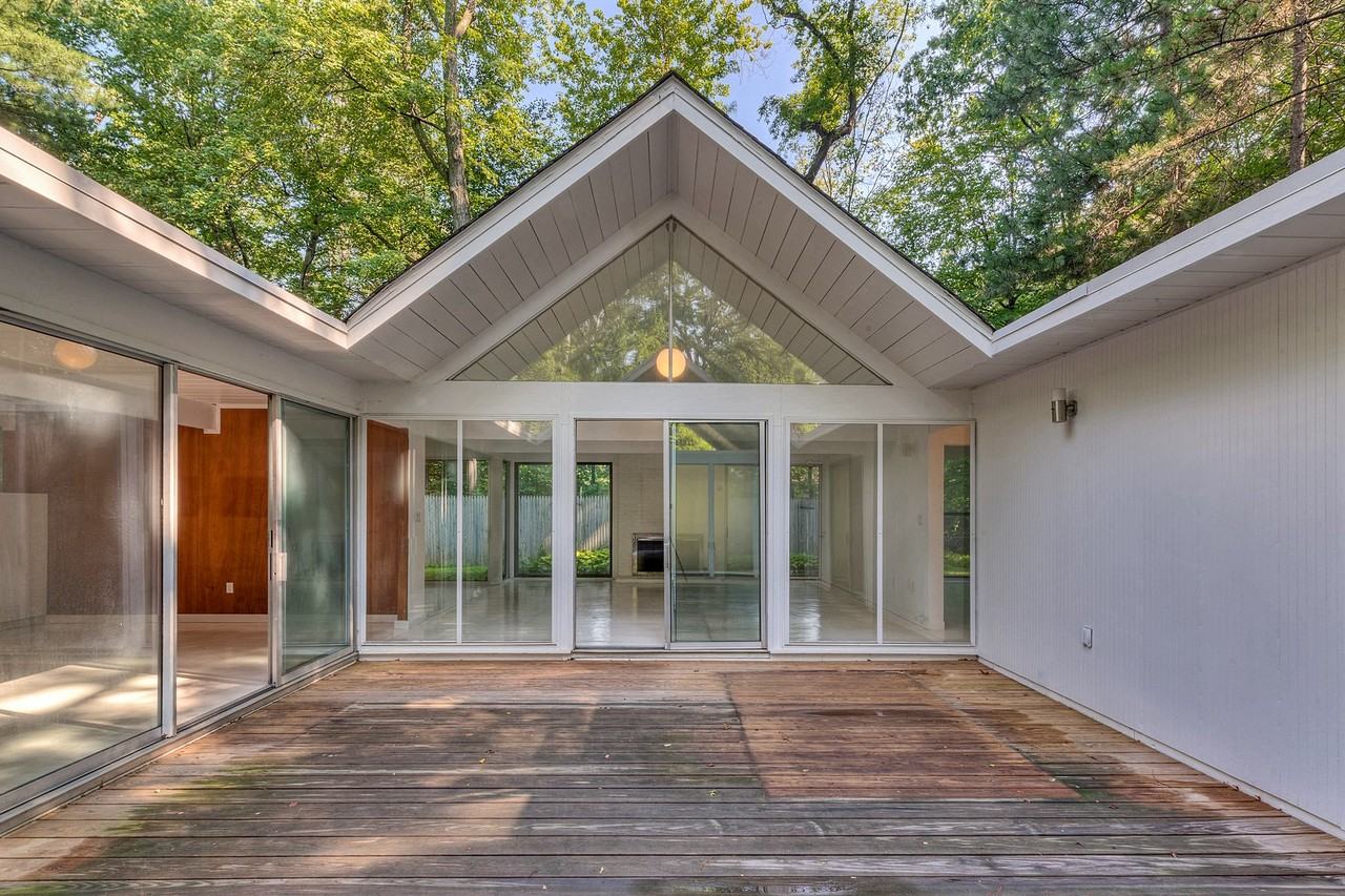 130 Grotke Rd - Photo 3 of 22