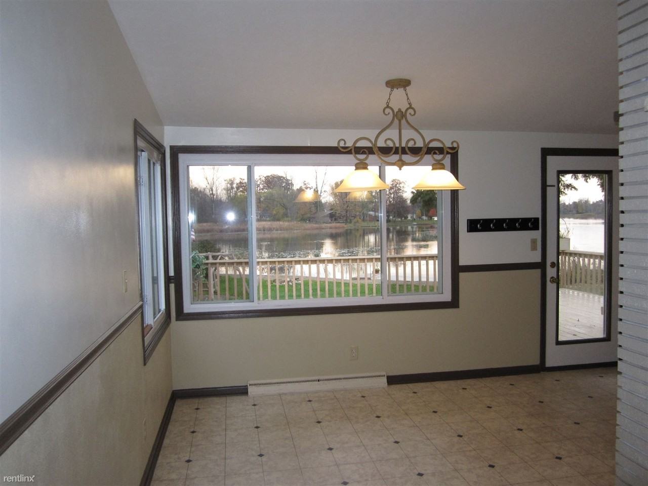 110 Battle Alley - Photo 2 of 8