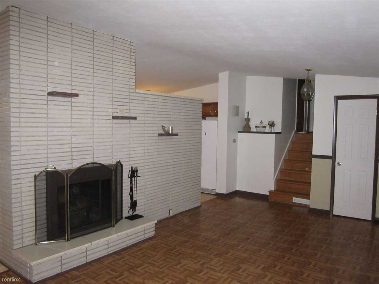 110 Battle Alley - Photo 3 of 8