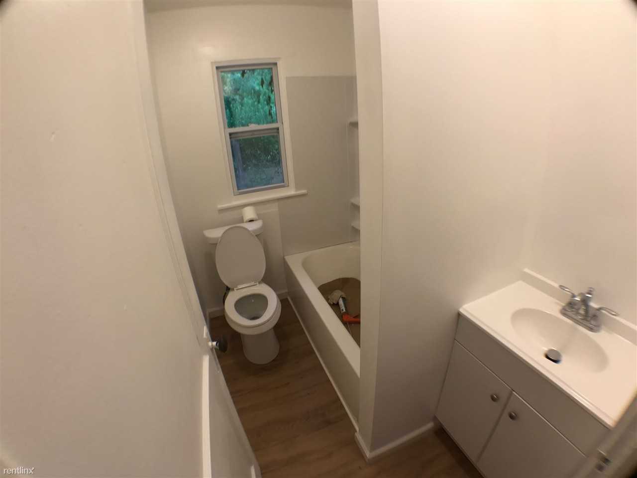 2925 Harts Run Rd - Photo 3 of 9