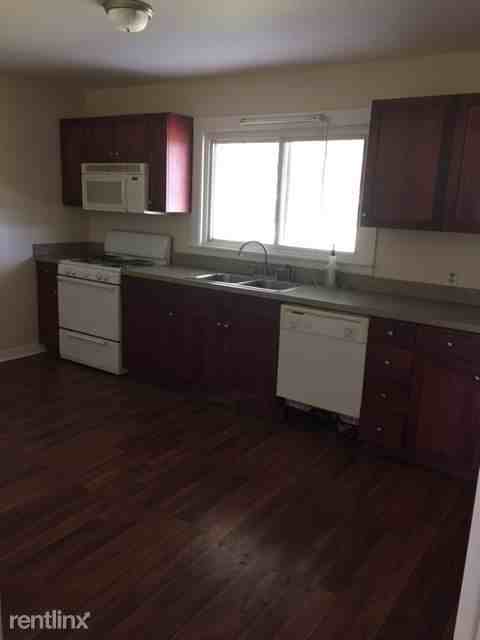 3555 Watkins Rd - Photo 2 of 15
