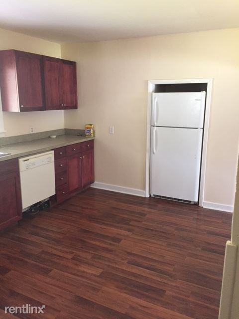 3555 Watkins Rd - Photo 3 of 15