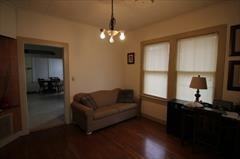 448 Comal Ave - Photo 3 of 12