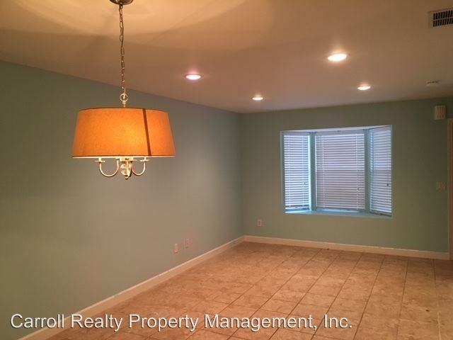 2525 Cypress St #C - Photo 2 of 12