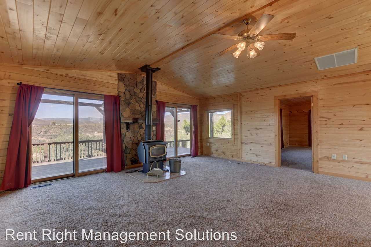 1250 Rocky Springs Trail - Photo 3 of 33