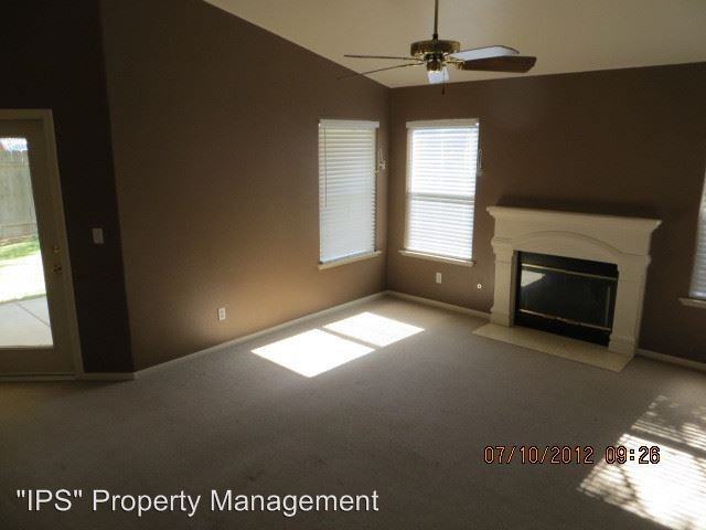 14272 W B St - Photo 3 of 12