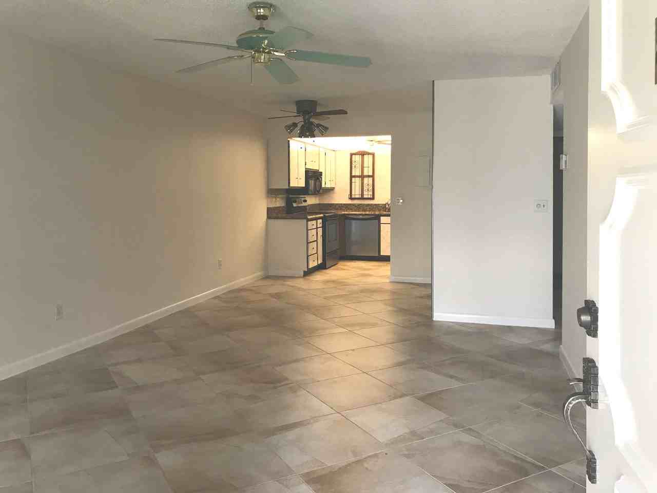 2131 Elder St - Photo 3 of 9