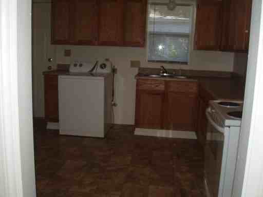 2618 SW Clay St - Photo 3 of 10