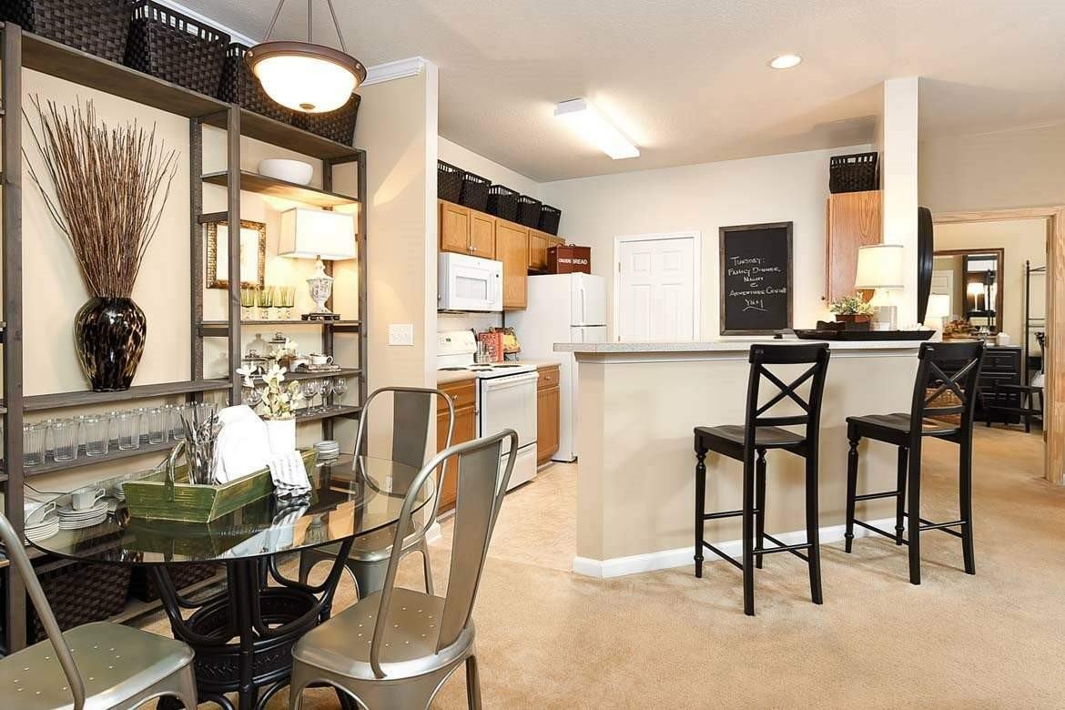 Walton Ridenour - Photo 2 of 20