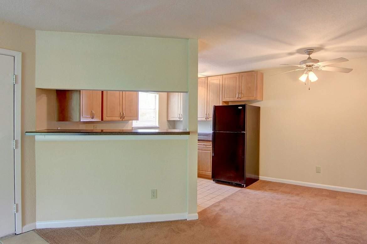 Gwinnett Square - Photo 2 of 13