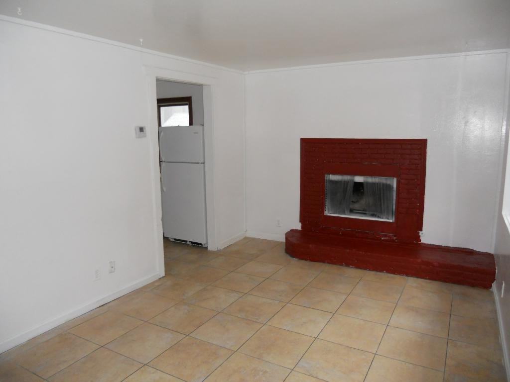 742 Elm St - Photo 2 of 15