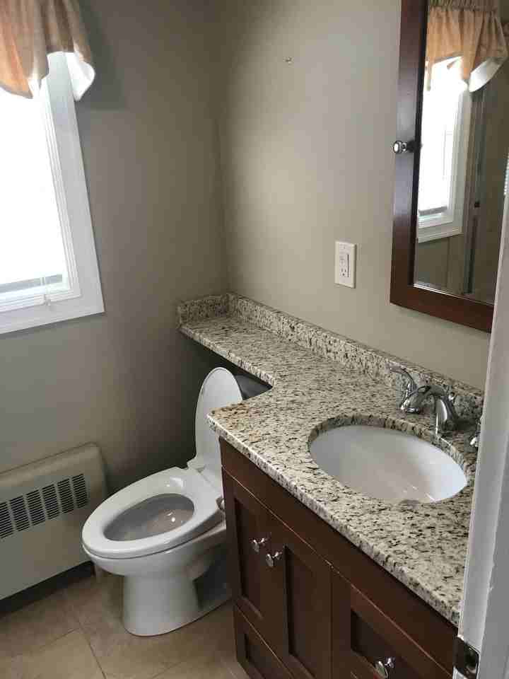 13 Munroe Ave - Photo 3 of 11