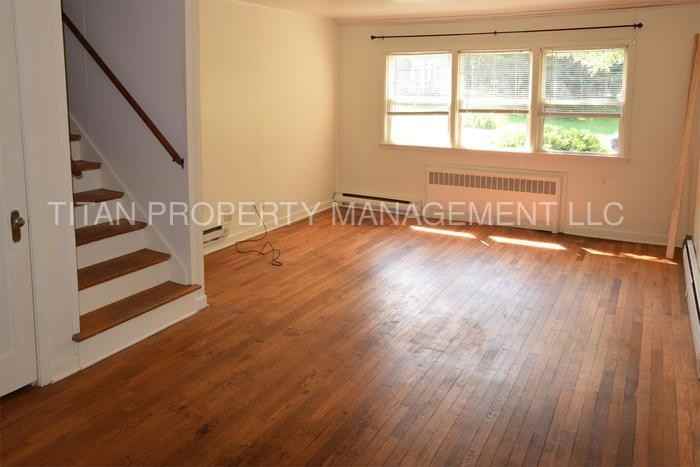 513 Lincoln St - Photo 2 of 10