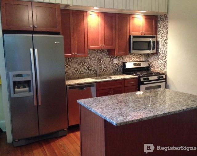 1423 E Washington St - Photo 3 of 7