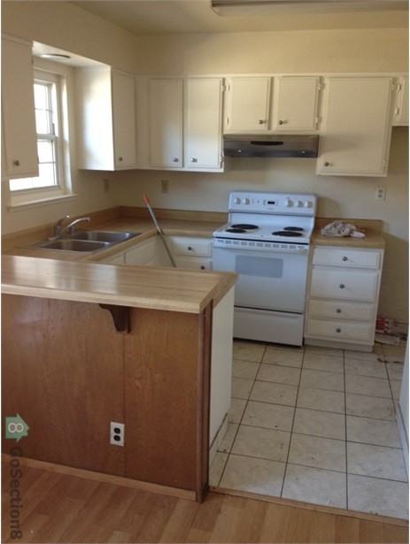 3527 Squirecreek Cir - Photo 2 of 6