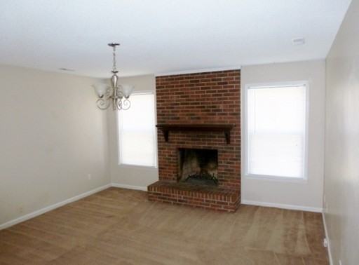 2056 Hunters Ridge Dr - Photo 2 of 8