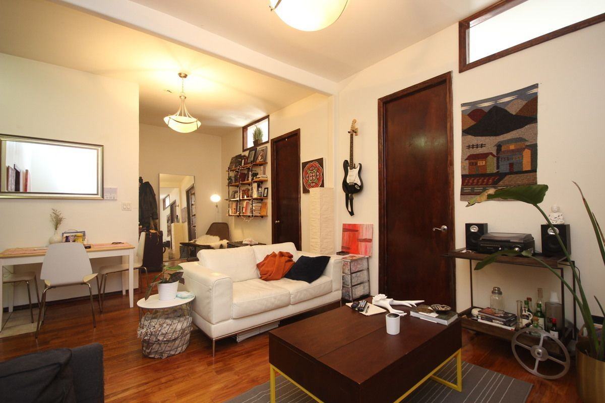 229 Jefferson St #4